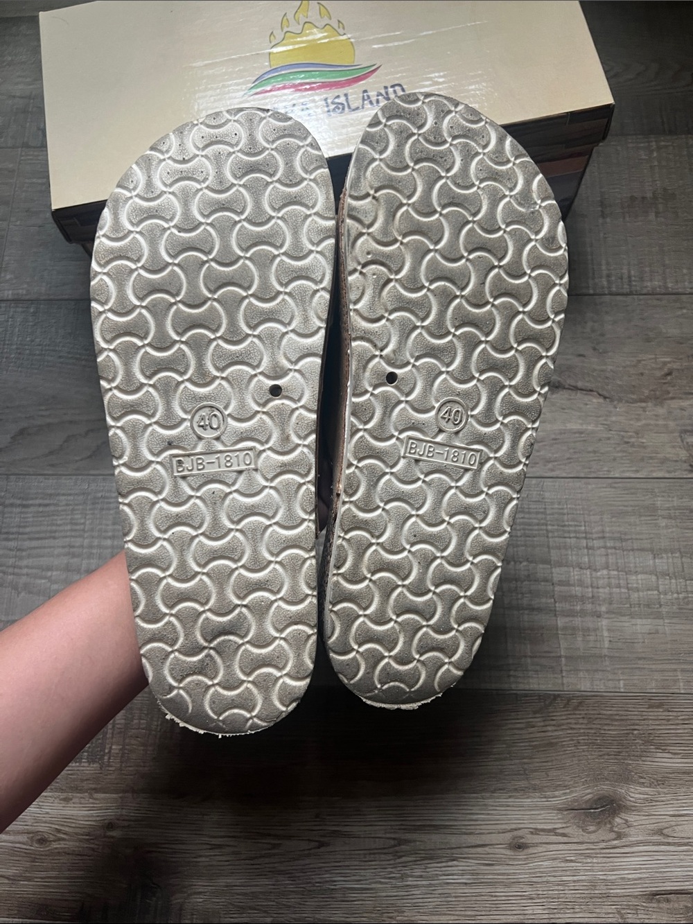 Sandals - Picture 3 of 6